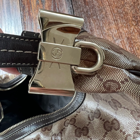 Gucci Duchessa Hobo (Vintage/authentic) - Picture 6 of 9